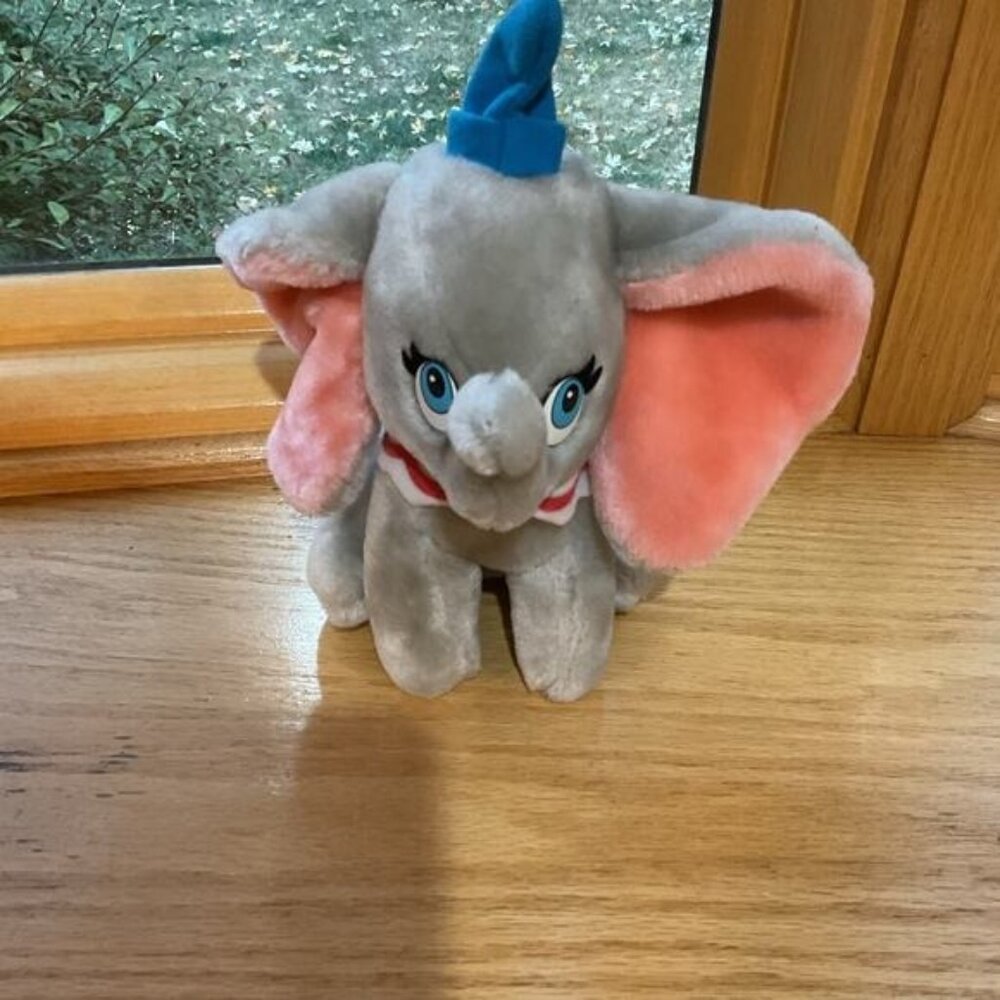 Disney Dumbo Plush Toy Gray Pink Elephant Blue Hat Disneyland Walt Disney World